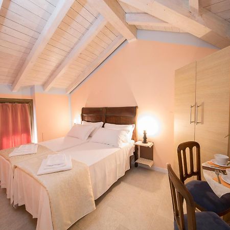 B&B Lambroriver Мероне Экстерьер фото
